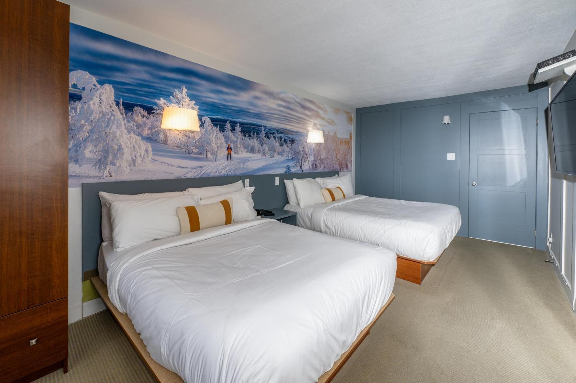 Clarion Pointe La Malbaie Hotel Exterior photo
